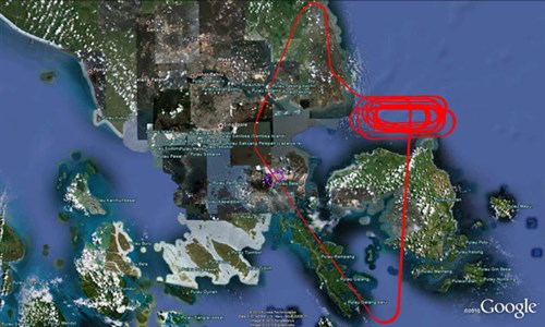 Figure 2: Aircraft track showing the departure from Singapore, the holding pattern as the crew managed the emergency and reduced the aircraft's landing weight and the recovery to Singapore