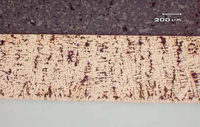 Metallographic cross-section through an undamaged bearing - no lead migration to the alloy interface