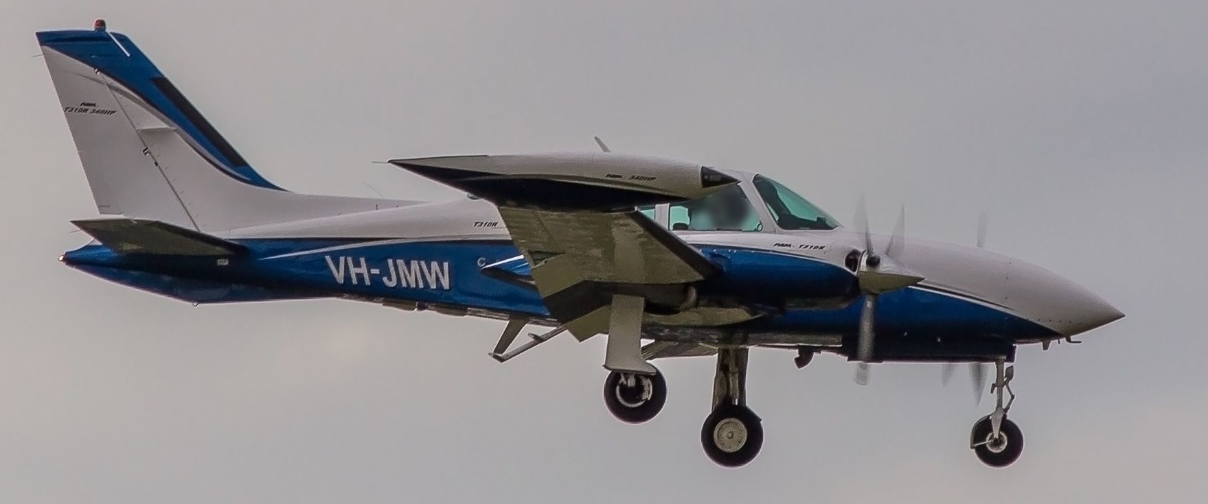 Figure 3: Cessna T310R VH-JMW