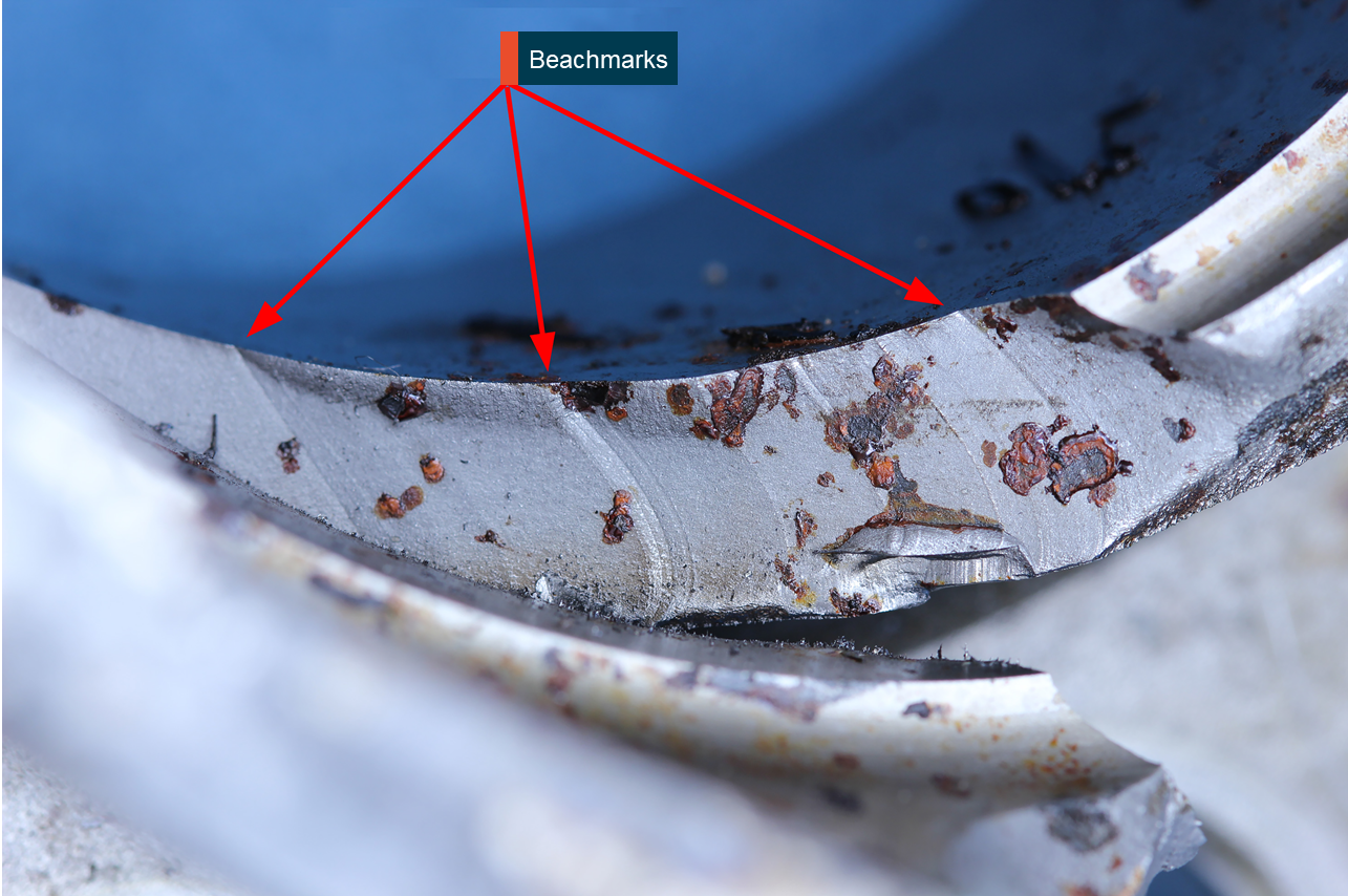 Figure 5: Section of the exposed propeller shaft showing beachmarks. Image shows the beachmarks on the fracture surface, which was indicative of a fatigue failure mechanism. Source: ATSB