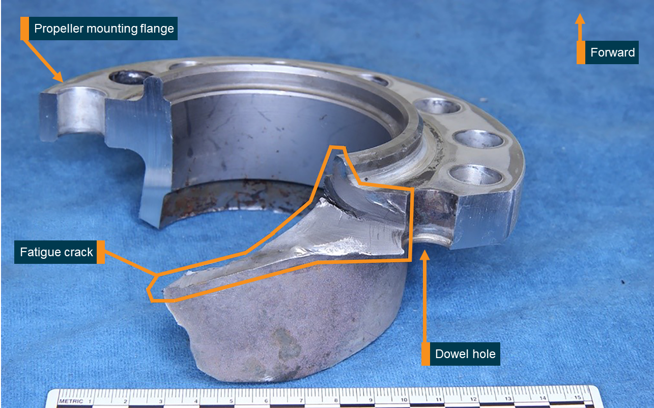 Figure 6: Section of the propeller shaft showing the fatigue crack progressing into the shaft. Source: ATSB