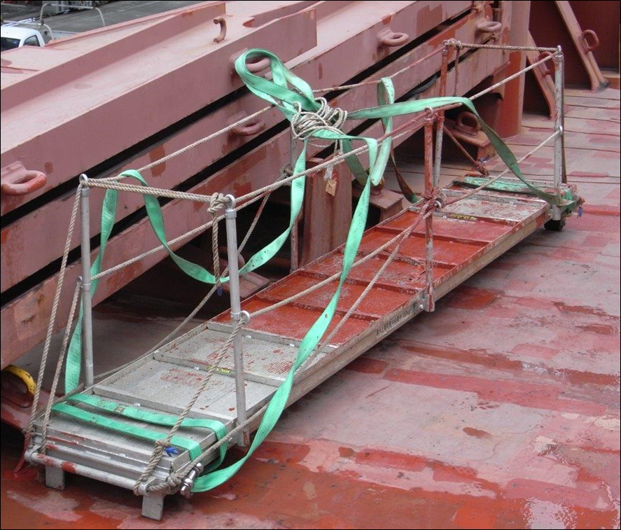 Figure 2: Portable ship’s gangway as rigged for use as the suspended painting platform. Source: ATSB