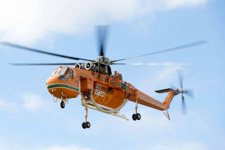 Figure 1: Sikorsky S-64E Skycrane helicopter, N173AC.<br />
Source: Uniform Photography