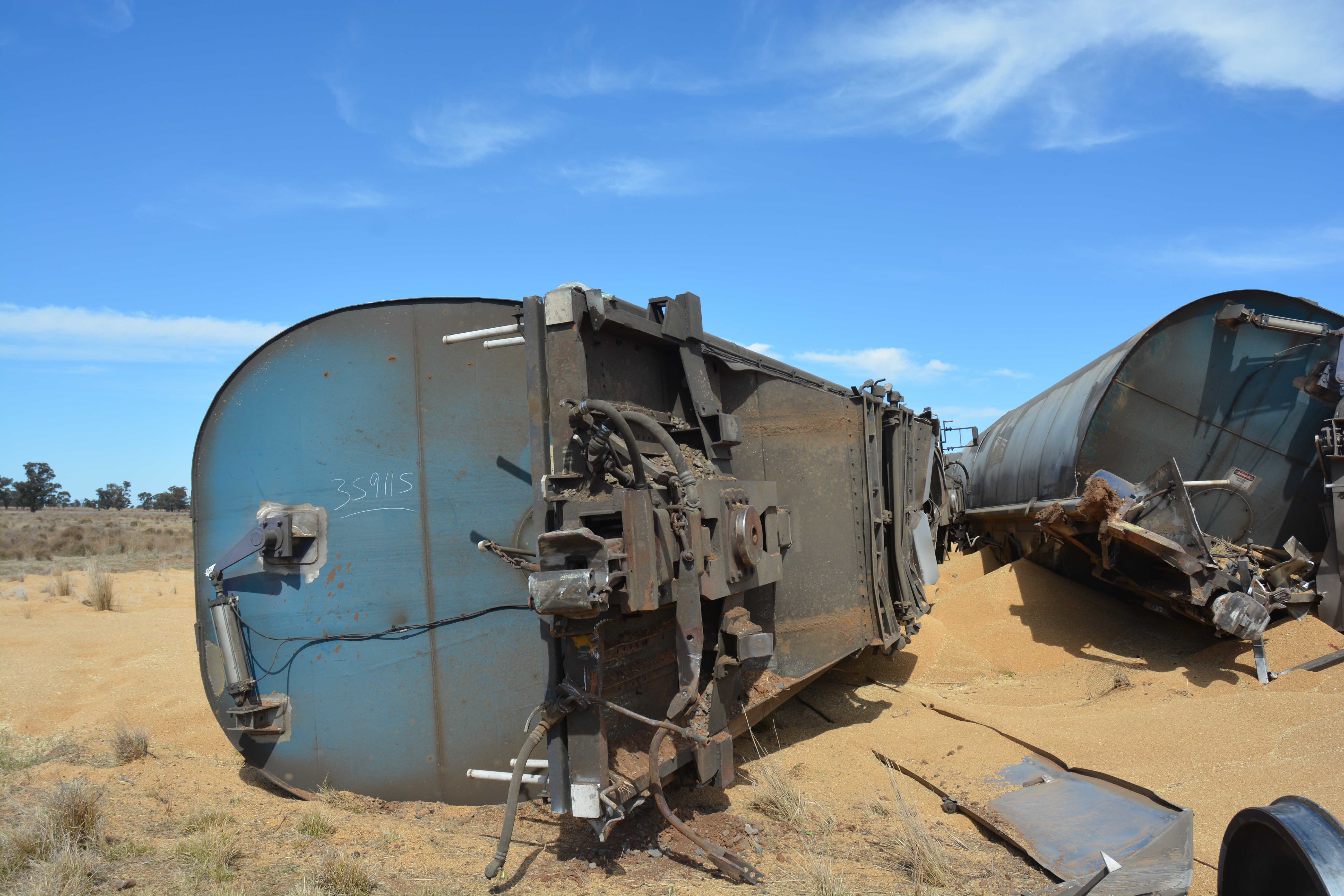 Derailed grain wagons.<br />
Source: OTSI