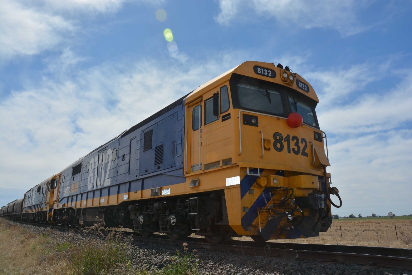 Figure 7: 81-class locomotive at front of train 8838N.<br />
Source: ATSB