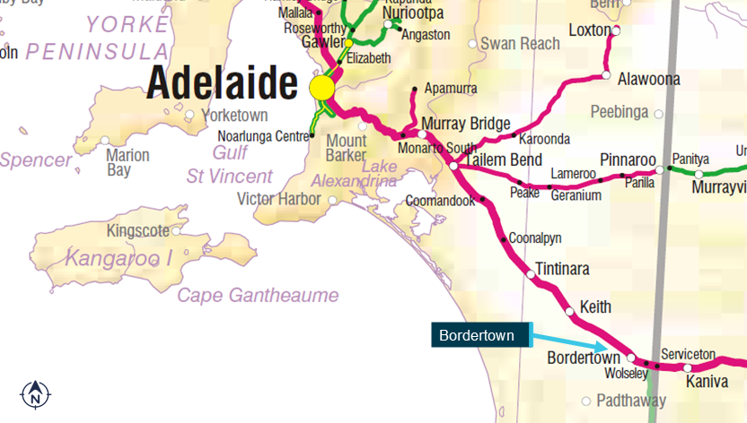 Figure 3: Location.<br />
Image shows the rail corridors within South Australia with the location of Bordertown in relation to Adelaide. Source: Geoscience Australia, Crown Copyright ©