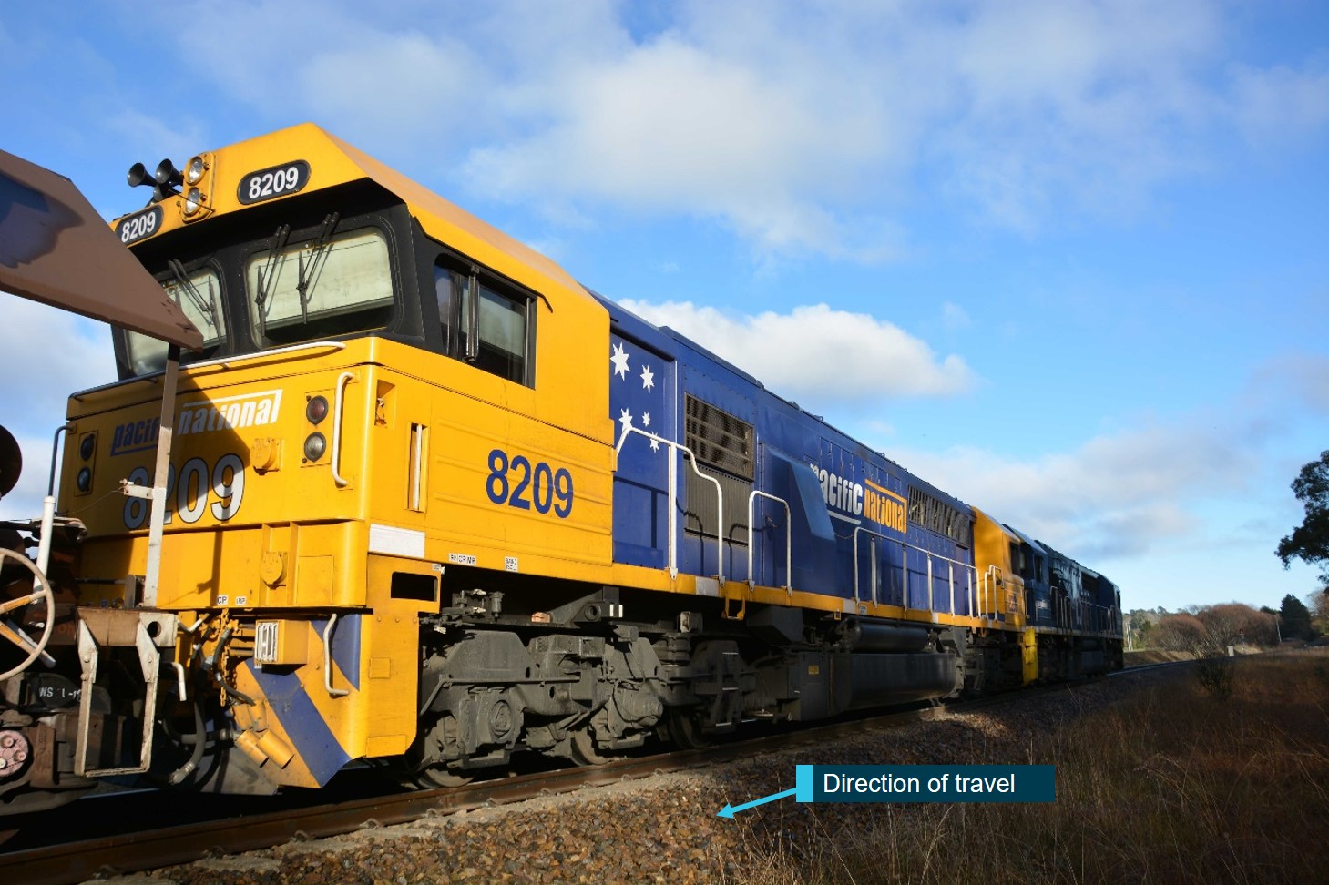 Figure 7: Two locomotives at rear of train TM94.<br />
Source: OTSI