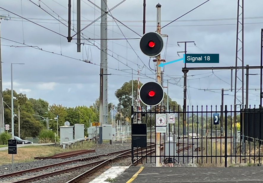 Figure 5: Home departure signal 18 at UFG platform 2 shown at stop