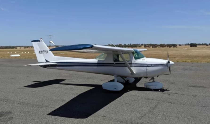 Photo of VH-EYU, provided by Bacchus Marsh Aero Club.